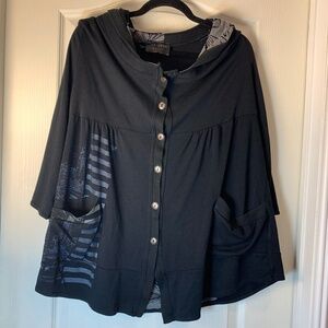 Lea Greb Hooded Knit Cardigan – Artsy Black & Grey Statement Piece